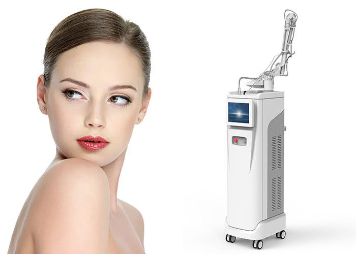فرکانس رادیویی لیزر CO2 فرکشنال 3 در 1 RF 10600 نانومتر AC 220 ولت / 110 ولت 10 آمپر